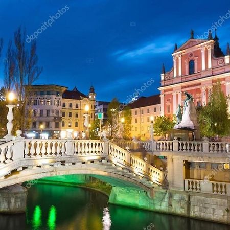 Apartment Central Station Between Dragon And Triple Bridges Ljubljana Exteriör bild