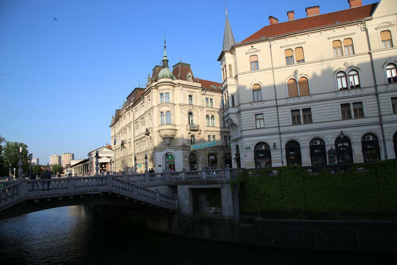 Apartment Central Station Between Dragon And Triple Bridges Ljubljana Exteriör bild